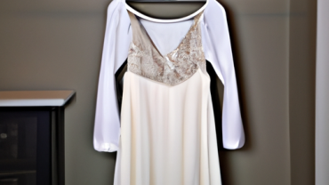 HANGERWORLD Large Wedding Dress Garment Bag Cover Review